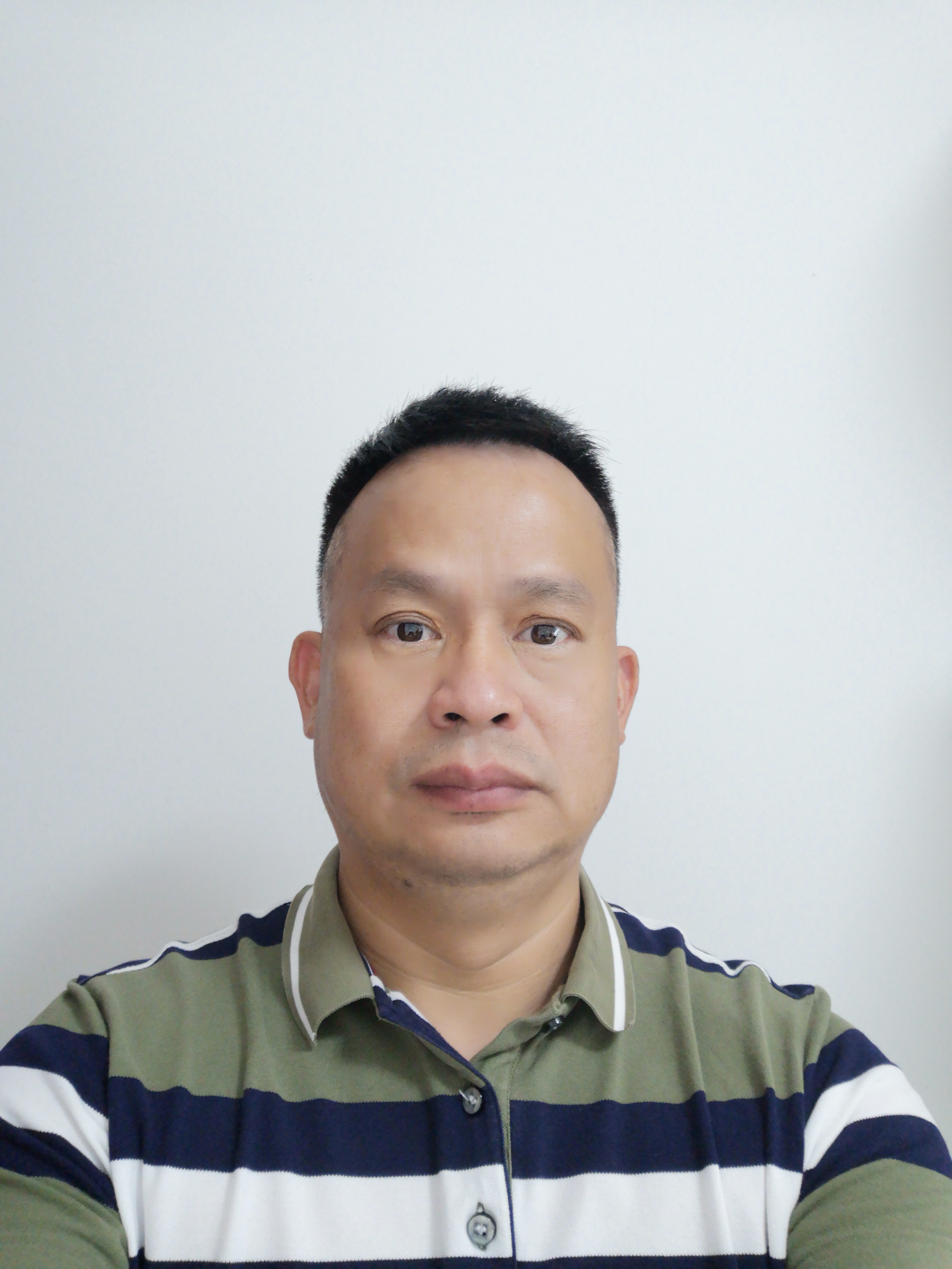 钟志福
